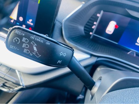 2021 Skoda Octavia - thumbnail 23