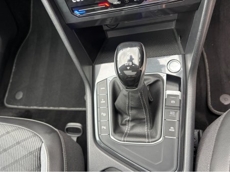 2024 Volkswagen Tiguan - thumbnail 24