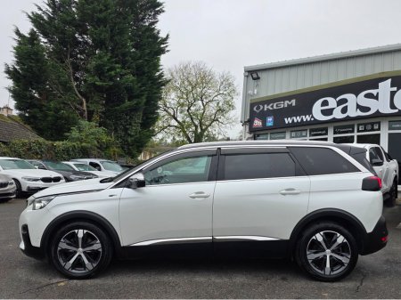 2018 Peugeot 5008 ( 182 REG ) GT LINE 7 SEATER  - DIGITAL DASH - CAMERA - ALLOYS -   CARPLAY ANDROID AUTO EU RADIO  PEARL WHITE €25,950 thumbnail