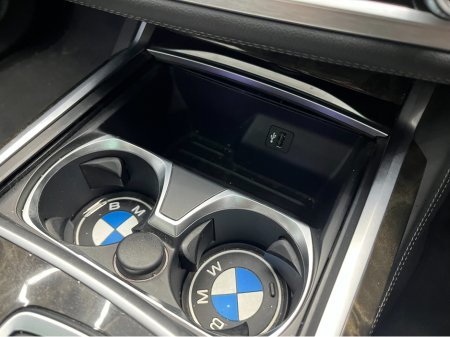 2017 BMW 7 Series - thumbnail 26