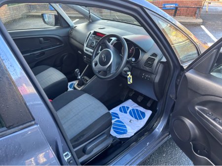 2017 Kia Venga - thumbnail 10