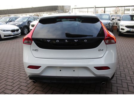 2016 Volvo V40 2.0D4 SPORT 5DR HATCHBACK AUTO HUGE SPEC  // 1 OWNER CAR // AS NEW CONDITION THROUGHOUT // BUY WITH CONFIDENCE AA AND SIMI APPROVED DEALER 2025 // FINANCE ARRANGED // €14,950 thumbnail