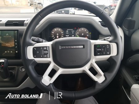 2025 Land Rover Defender - thumbnail 12
