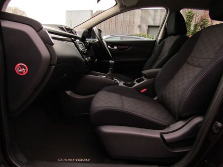 2014 Nissan Qashqai - thumbnail 13