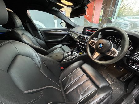 2017 BMW 5 Series - thumbnail 4