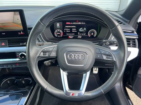 2021 Audi A4 - photo 4
