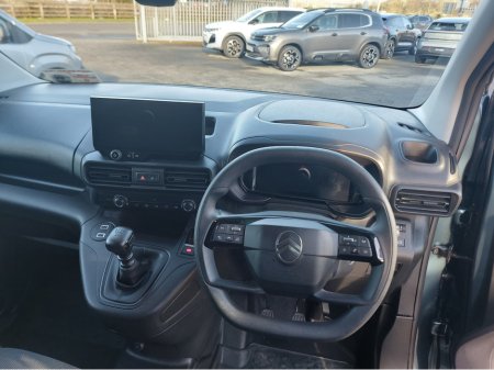 2025 Citroen Berlingo LX PLUS BLUEHDI 100 MWB 650KG €26,500 thumbnail