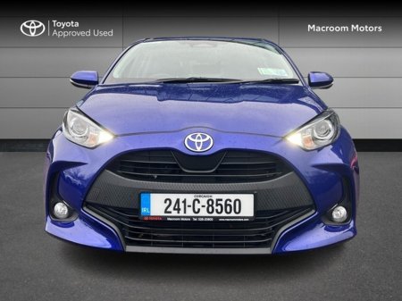 2024 Toyota Yaris FRESH SELECTION OF TRADE-INS YARIS HYBRID 1.5 LUNA €25,500 thumbnail