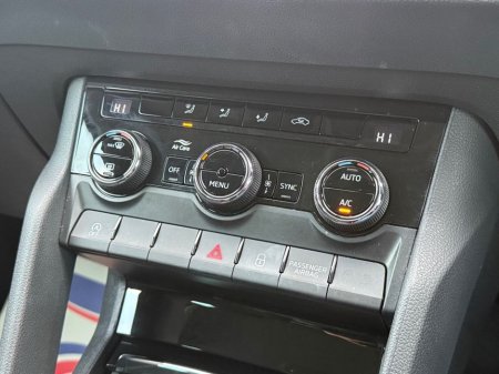 2023 Skoda Karoq SE DRIVE 2.0TDI (116PS) DSG €30,950 thumbnail