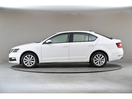 2017 Skoda Octavia - photo 5