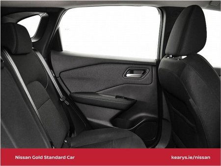 2026 Nissan Qashqai 1.3 PET MILD HYBRID SV thumbnail