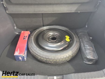 2024 Toyota C-HR - thumbnail 17