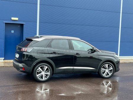 2021 Peugeot 3008 - thumbnail 4