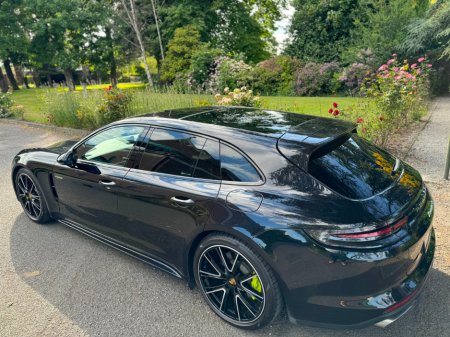 2018 Porsche Panamera SPT Turismo E HYB €62,884 thumbnail