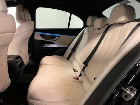 2026 Mercedes-Benz E Class 300de AMG - 19 Inch Alloys - Reversing Camera - Ambient Lighting - Sat Nav - Climate Control - Electric Heated Memory Seats - Keyless Start - Apple CarPlay/Android Auto €86,790