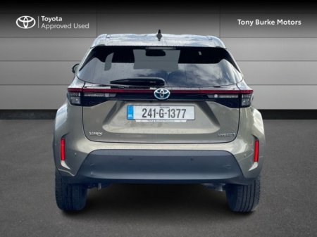 2024 Toyota Yaris Cross - thumbnail 5
