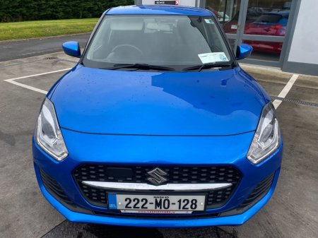2022 Suzuki Swift - thumbnail 3