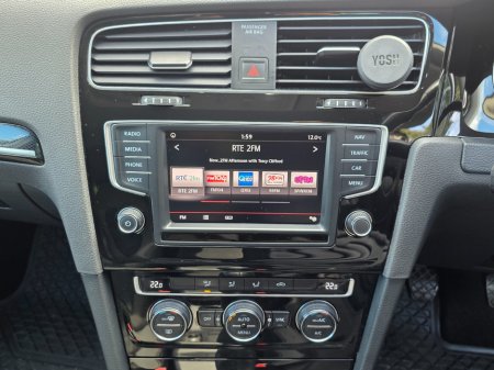 2016 Volkswagen Golf - thumbnail 19