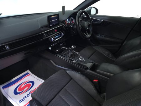 2017 Audi A4 2.0TDI 150HP S Line €16,950 thumbnail
