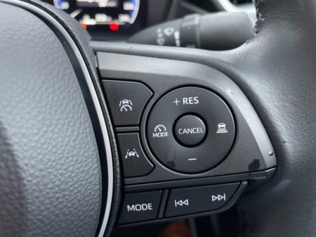 2023 Toyota Corolla Saloon - Luna Edition - 1.8 Hybrid - Automatic - Tax EUR 180 - 1 Owner From New // Remote Central Locking // Front Electric Windows // Rear Electric Windows // Electric Mirrors // Finger Tip Stereo Co €26,899 thumbnail