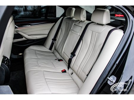 2021 BMW 5 Series - thumbnail 26