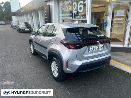 2023 Toyota Yaris CR Cross Luna 4DR Auto thumbnail