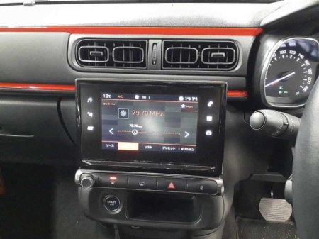 2018 Citroen C3 - thumbnail 6