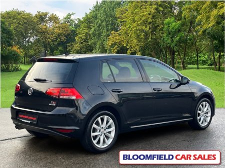 2015 Volkswagen Golf HIGHLINE , AUTO // LOW MILEAGE €13,950 thumbnail