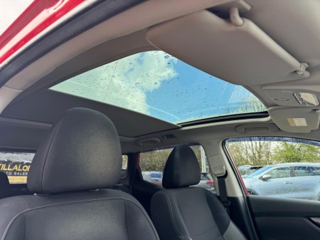 2018 Nissan Qashqai - thumbnail 10