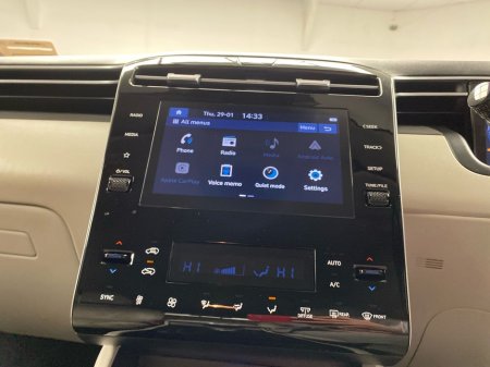 2024 Hyundai Tucson 2WD Executive thumbnail