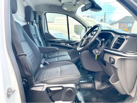 2022 Ford Transit Custom 300L2 LIMITED EDITION 2.0 TDCI 130BHP M6 LWB €18,000 thumbnail