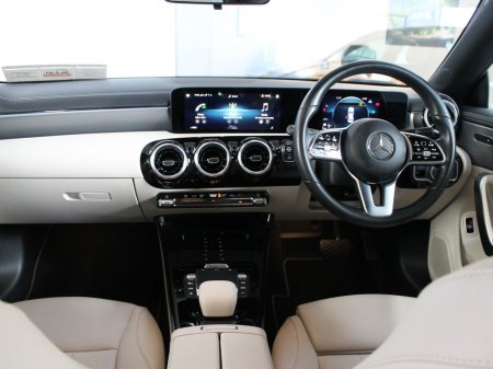 2023 Mercedes-Benz CLA Class - thumbnail 10