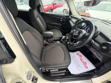 2016 MINI Cooper - thumbnail 15