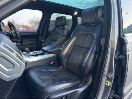 2019 Land Rover Range Rover Sport 2.0 P400E HSE €38,995 thumbnail