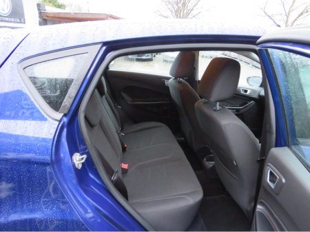 2015 Ford Fiesta 5DR 1.25 PETROL ZETEC  LOW MILEAGE NCTD 26 €6,999 thumbnail