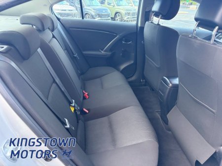 2010 Toyota Avensis - thumbnail 16