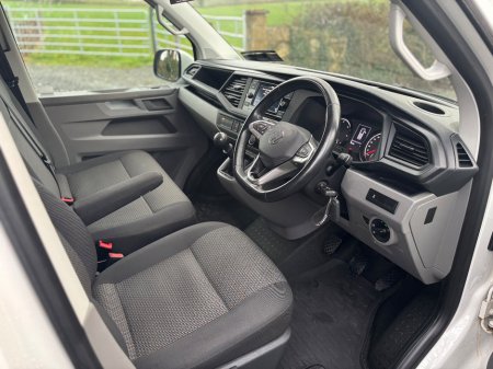 2021 Volkswagen Transporter  €18,998 thumbnail