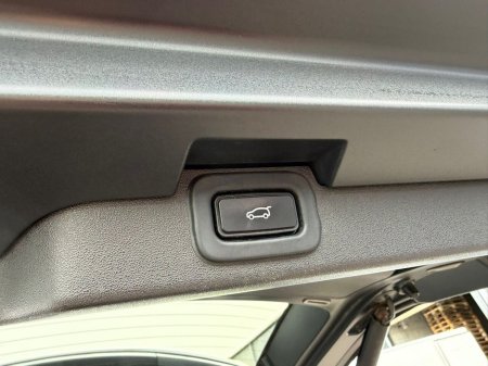 2021 Land Rover Discovery - thumbnail 24