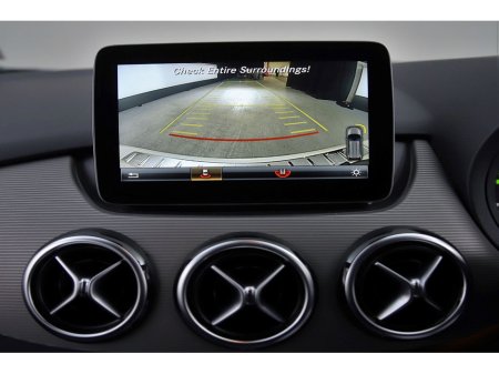 2017 Mercedes-Benz B Class B180 1.6 *PARK SENSORS*REVERSE CAM* €16,890 thumbnail