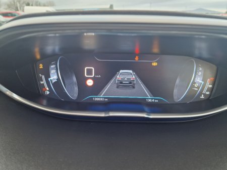 2019 Peugeot 5008 Allure 7SEATS 1.5 Blue HDI 130 4D €20,950 thumbnail