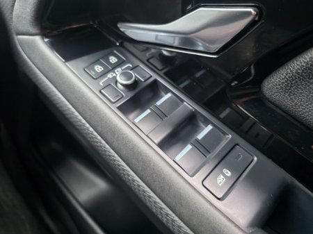 2021 Land Rover Range Rover Evoque 1.5 I3 PHEV 300 PS AWD Auto R-Dynamic S €29,950 thumbnail