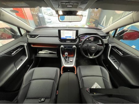 2025 Toyota Rav4 - thumbnail 19