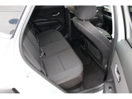 2023 Hyundai Kona 1.6 HYBRID Elegance Auto €31,950 thumbnail