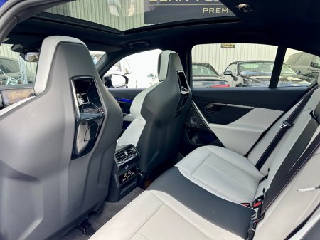 2025 BMW M5 - thumbnail 16