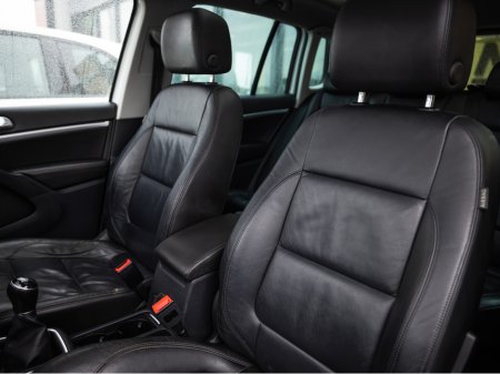 2016 Volkswagen Tiguan - thumbnail 18