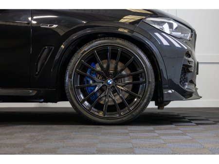 2022 BMW X5 xDrive45e M Sport €62,950 thumbnail