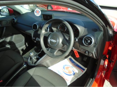 2015 Audi A1 - thumbnail 9