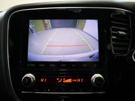 2021 Mitsubishi Outlander - thumbnail 15