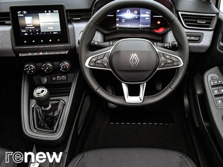 2025 Renault Clio - thumbnail 19