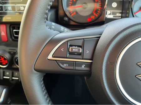 2025 Suzuki Jimny LITTLE G SIERRA 4 SEAT AUTOMATIC 1.5 PETROL //DELIVERY MILES//BRAND NEW//HIGH SPEC// €39,950 thumbnail